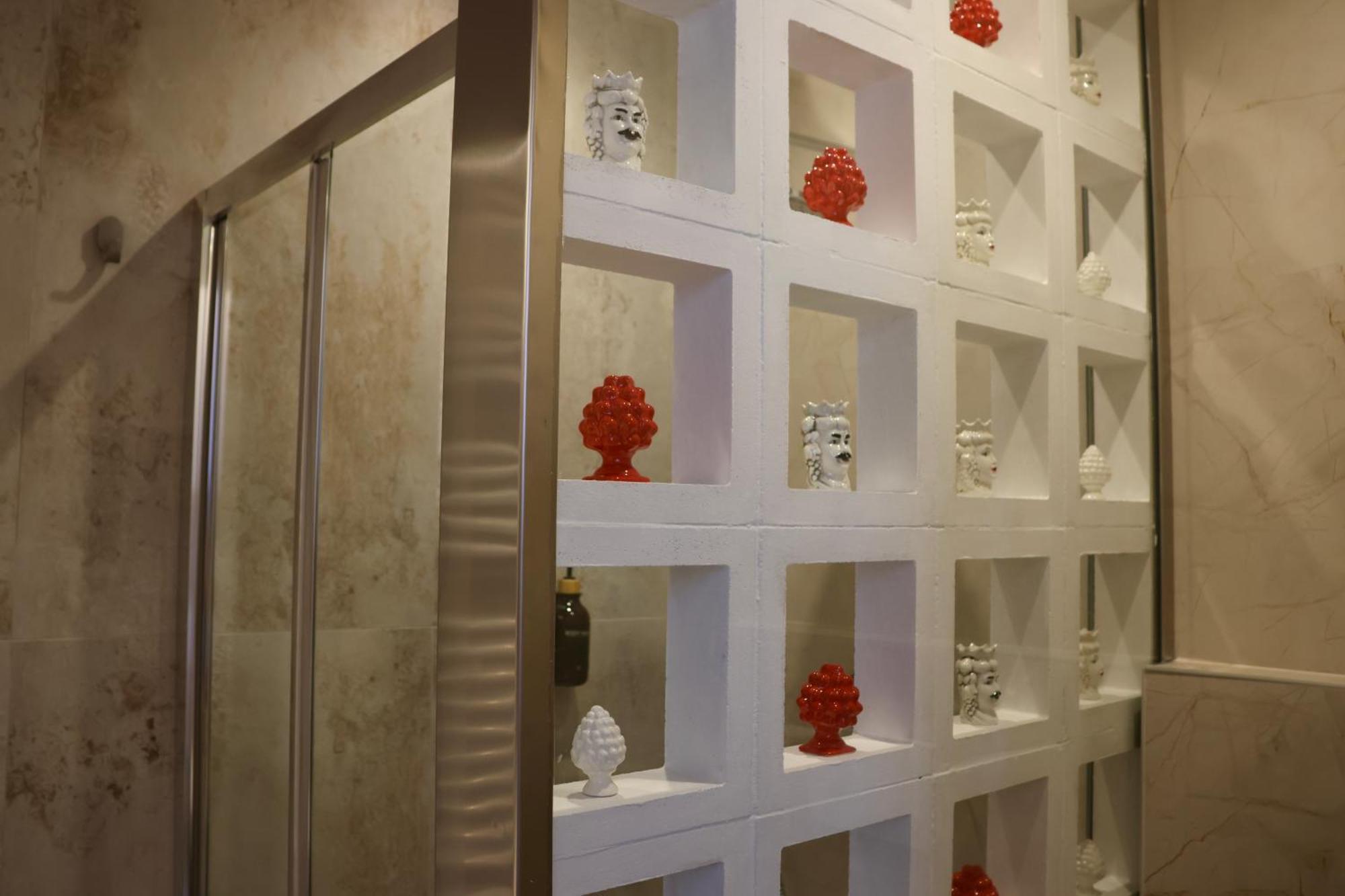 Holiday Lux Boutique Room CTA Rum bild