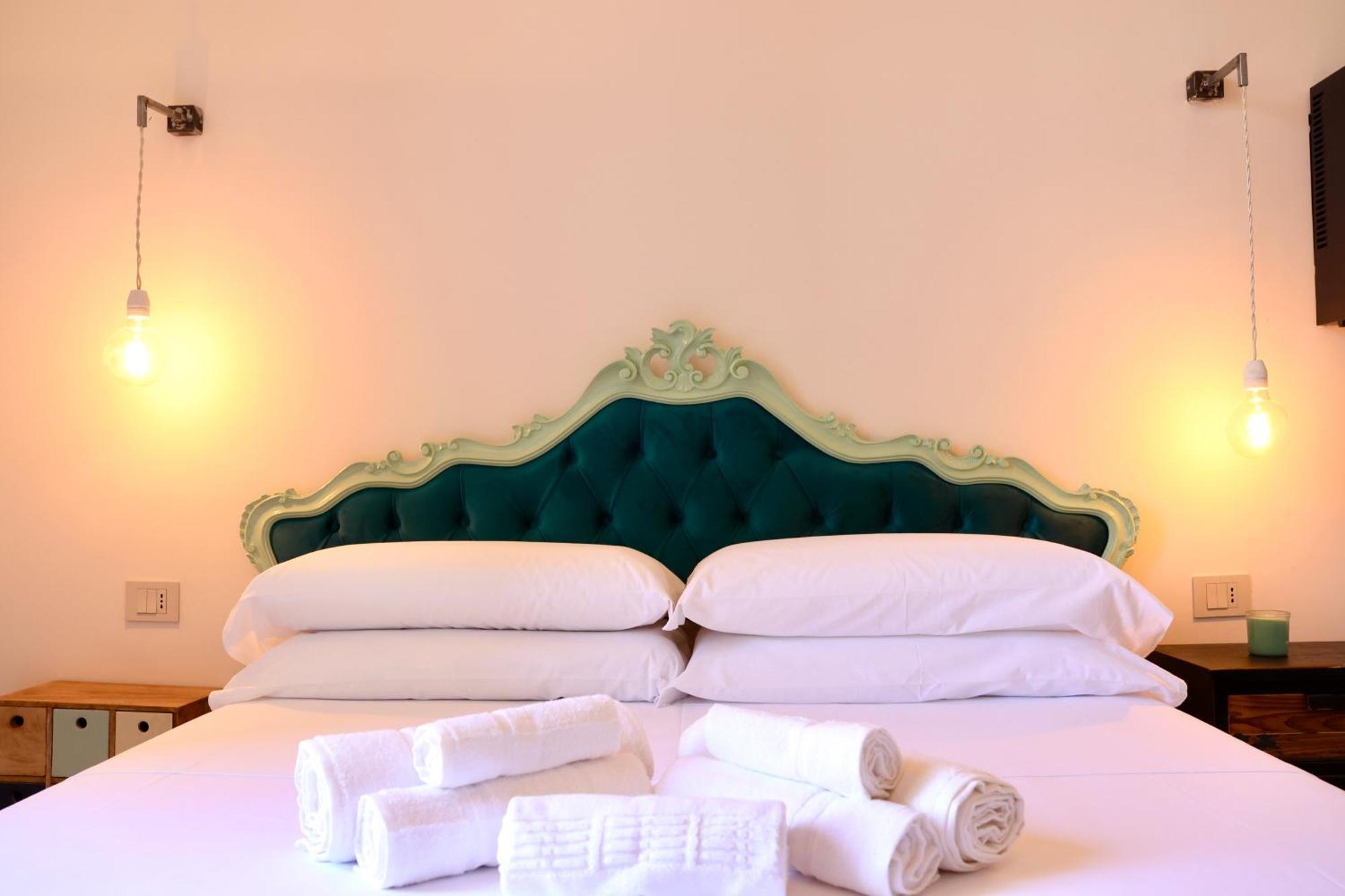 Holiday Lux Boutique Room CTA Rum bild