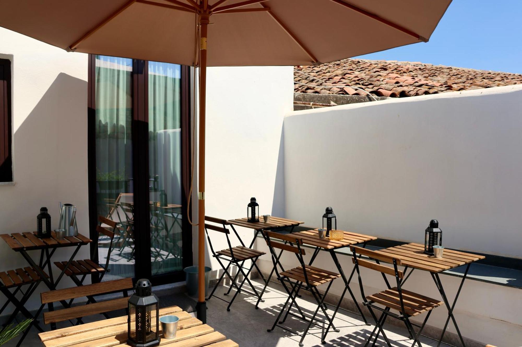 Holiday Lux Boutique Room CTA Exteriör bild