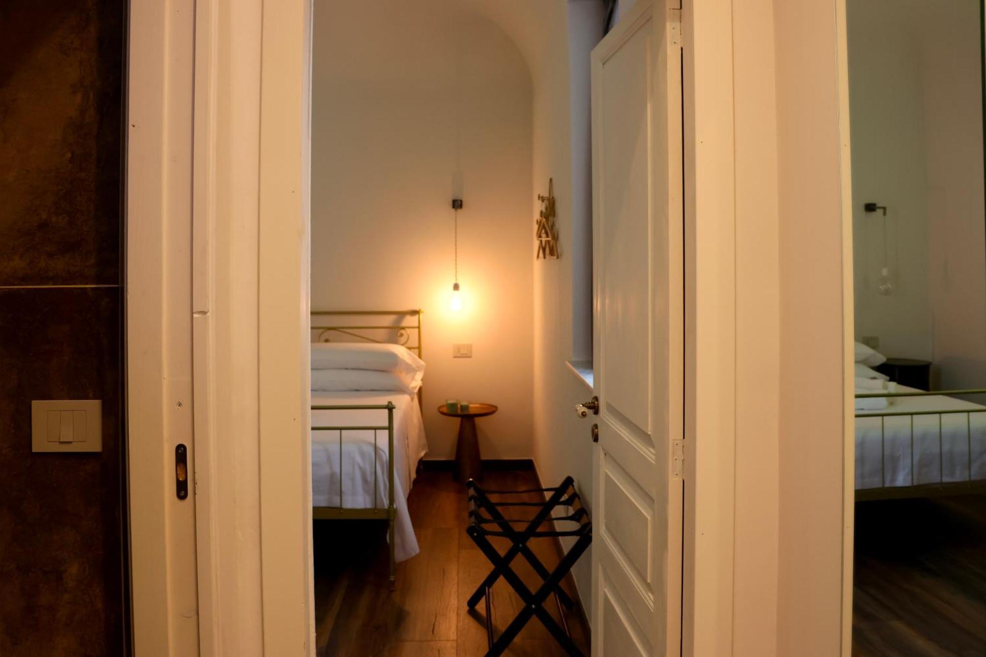 Holiday Lux Boutique Room CTA Rum bild