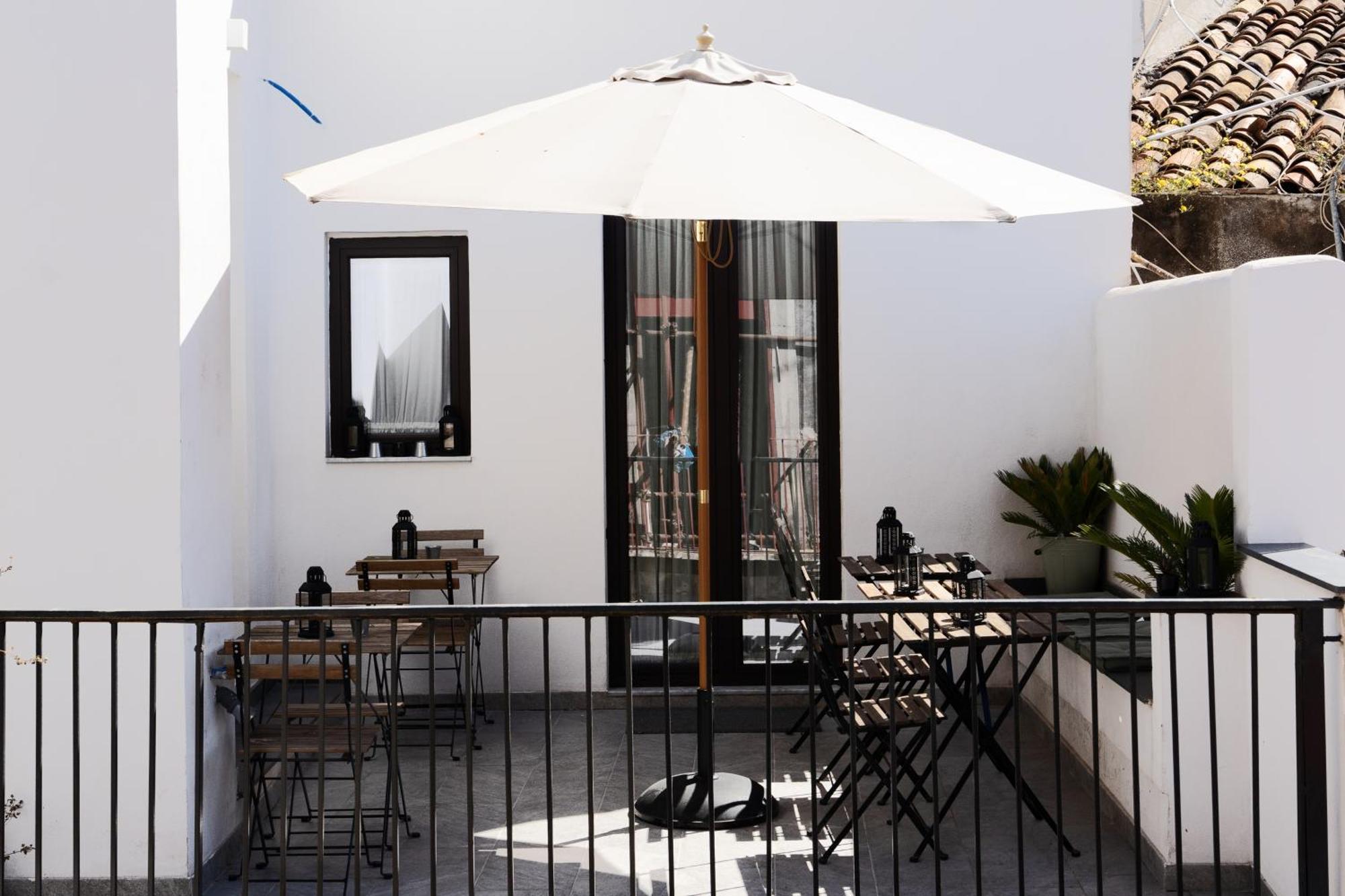 Holiday Lux Boutique Room CTA Exteriör bild
