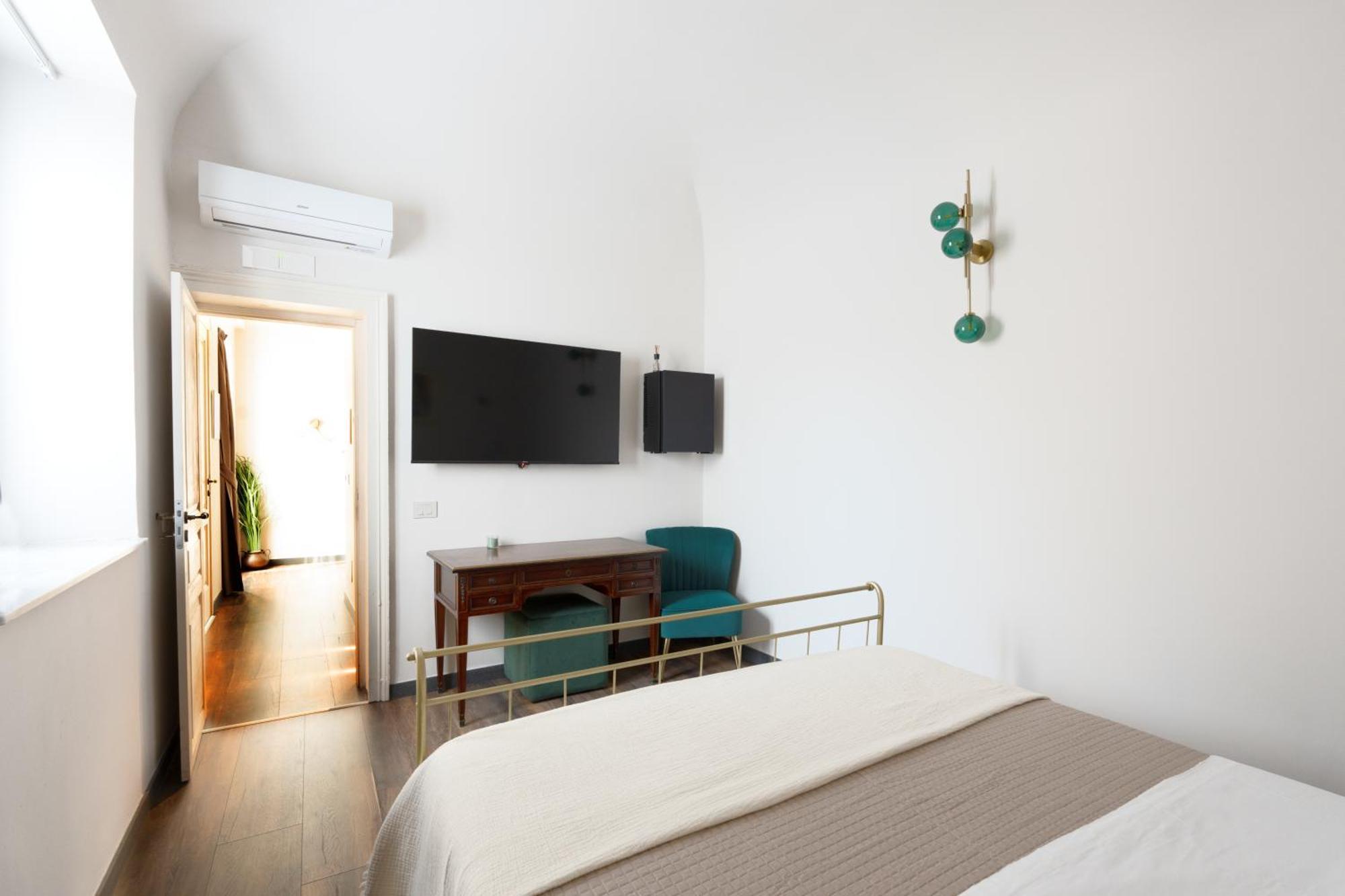 Holiday Lux Boutique Room CTA Exteriör bild
